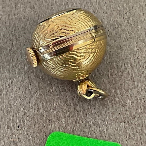 ▪︎Bucherer Gold Ball Pendant Watch FOR PARTS OR REPAIR main image 6